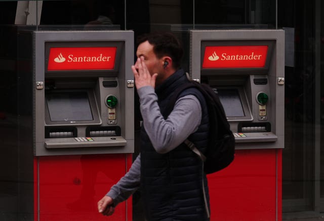 Santander cash machines