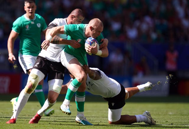 Keith Earls helped Ireland to a 12-try win over Romania