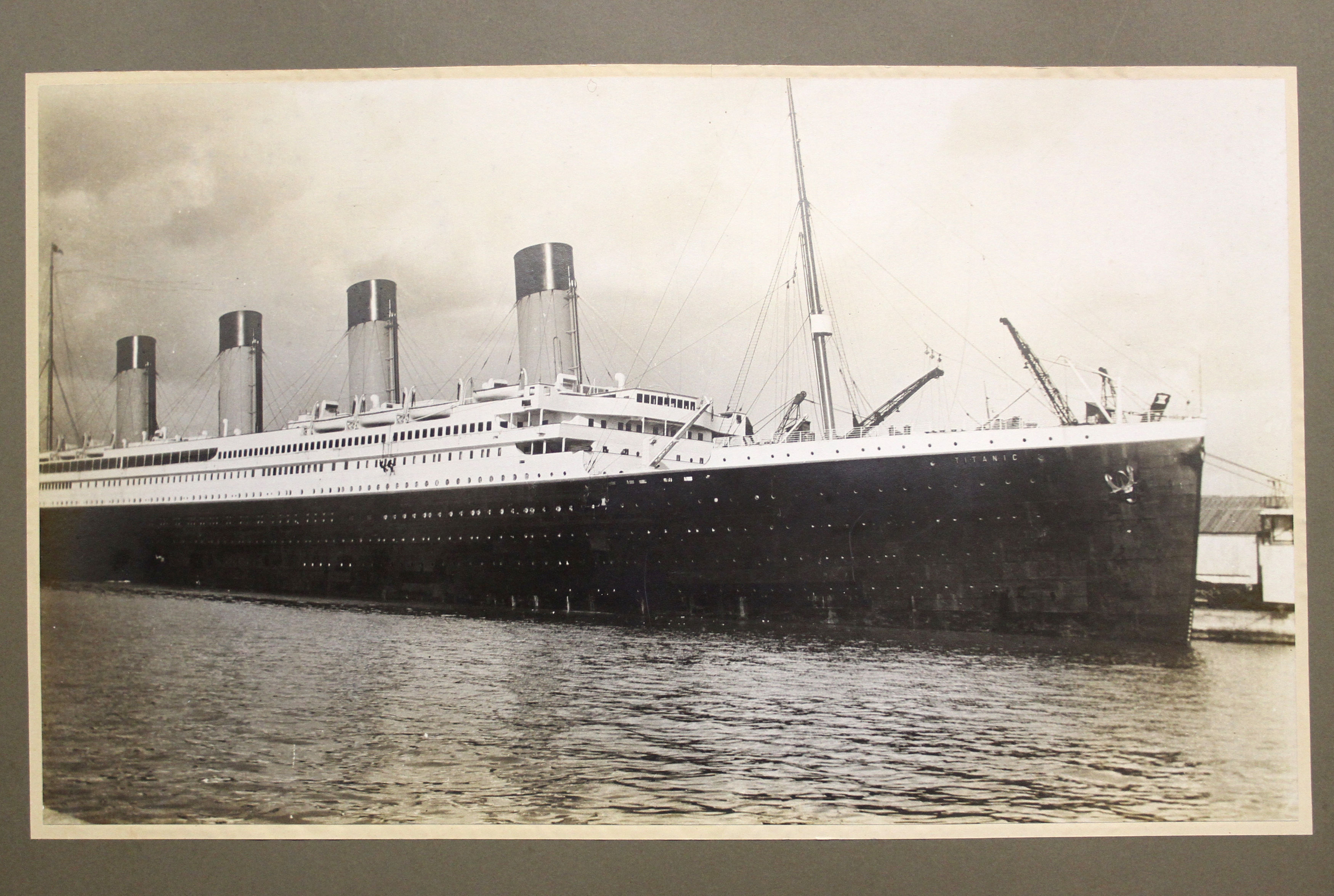 Отследить пароход в реальном. Титаник пароход 1912. Титаник 1912 год. Фото Титаника 1912 года. Крушение Титаника 1912.