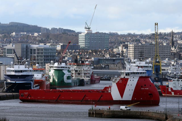 Aberdeen harbour 