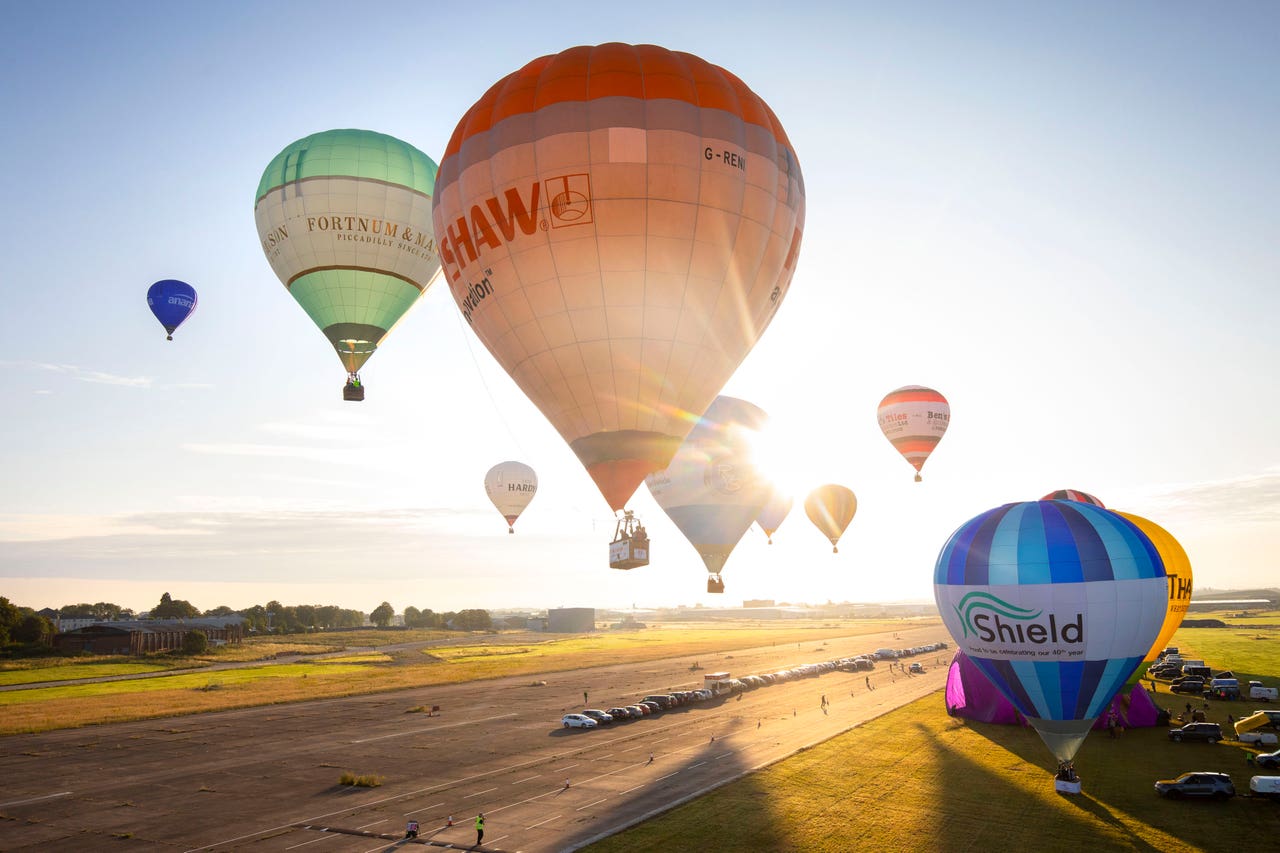 Hot air balloons scatter across Bristol skyline to mark fiesta launch Guernsey Press