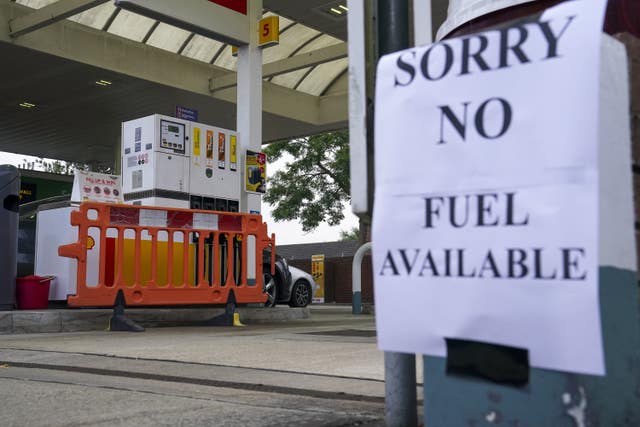 A Shell petrol station in Bracknell, Berkshire, which has no fuel. Picture date: Sunday September 26, 2021