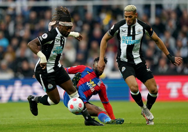 Allan Saint-Maximin and Joelinton