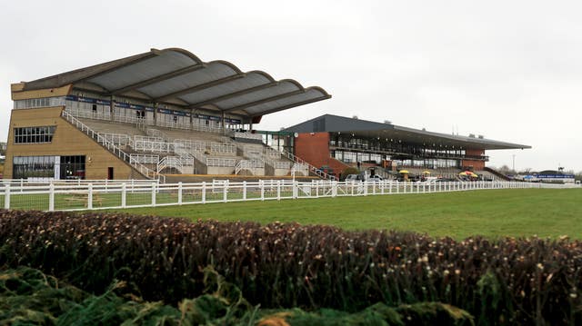 Fairyhouse will now race next week (