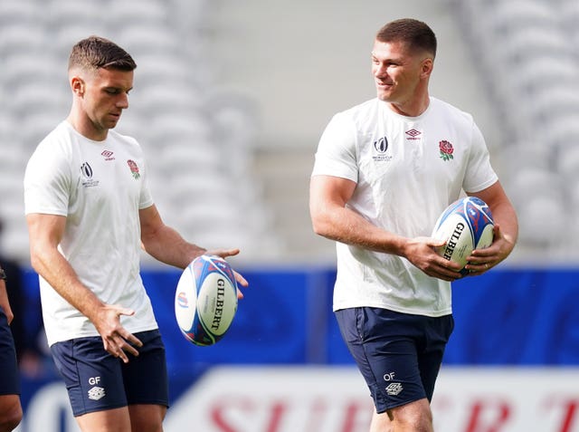 George Ford (left) and Owen Farrell (right) train for England