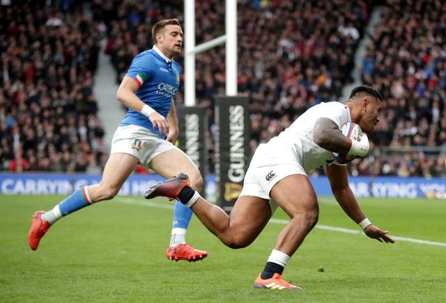 Manu Tuilagi was on form as England swept aside Italy at Twickenham