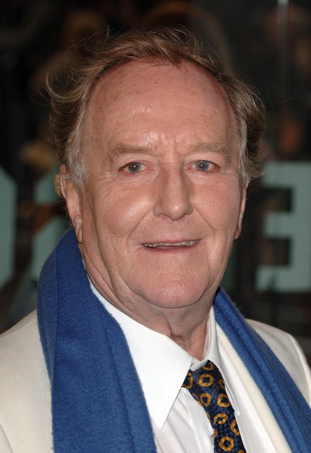 Robert Hardy death