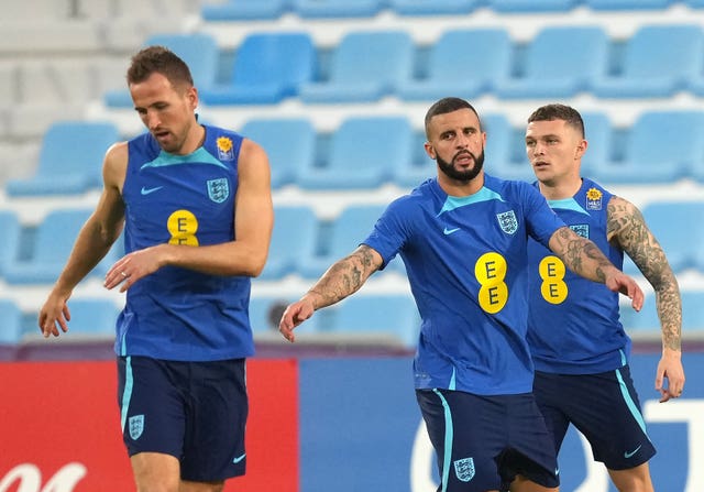 Kyle Walker (centre) trained with his England team-mates on Wednesday.