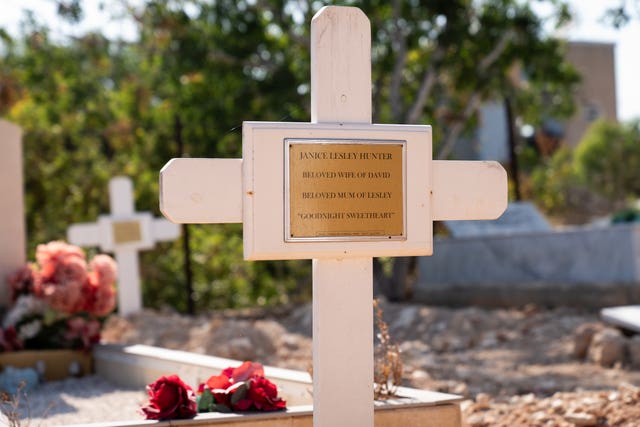 Janice Hunter gravestone