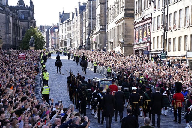 The procession of the Queen's coffin from the Palace of Holyroodhouse to St Giles' Cathedral