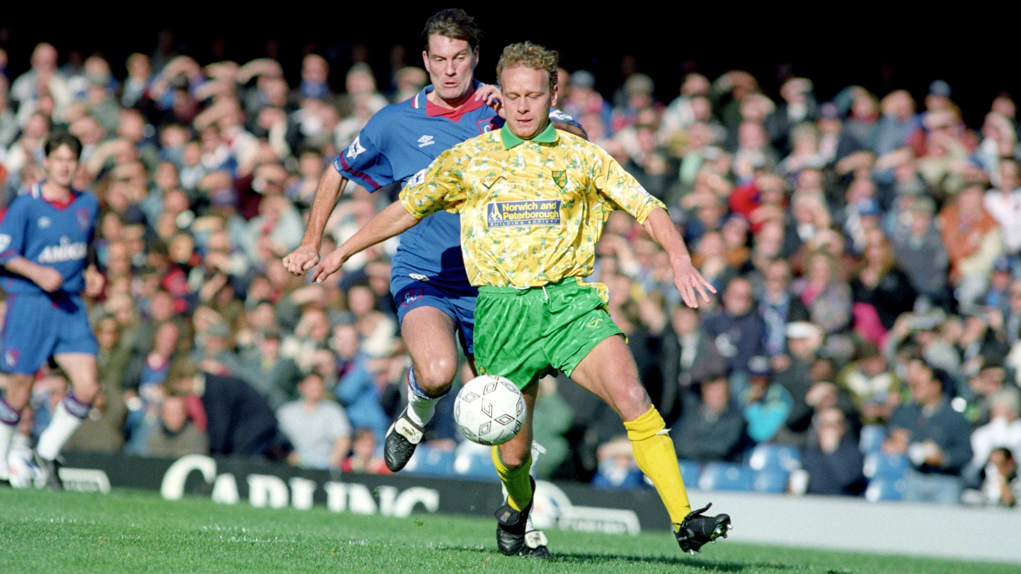 On this day in 1993 Norwich stun Bayern Munich in UEFA Cup BT Sport