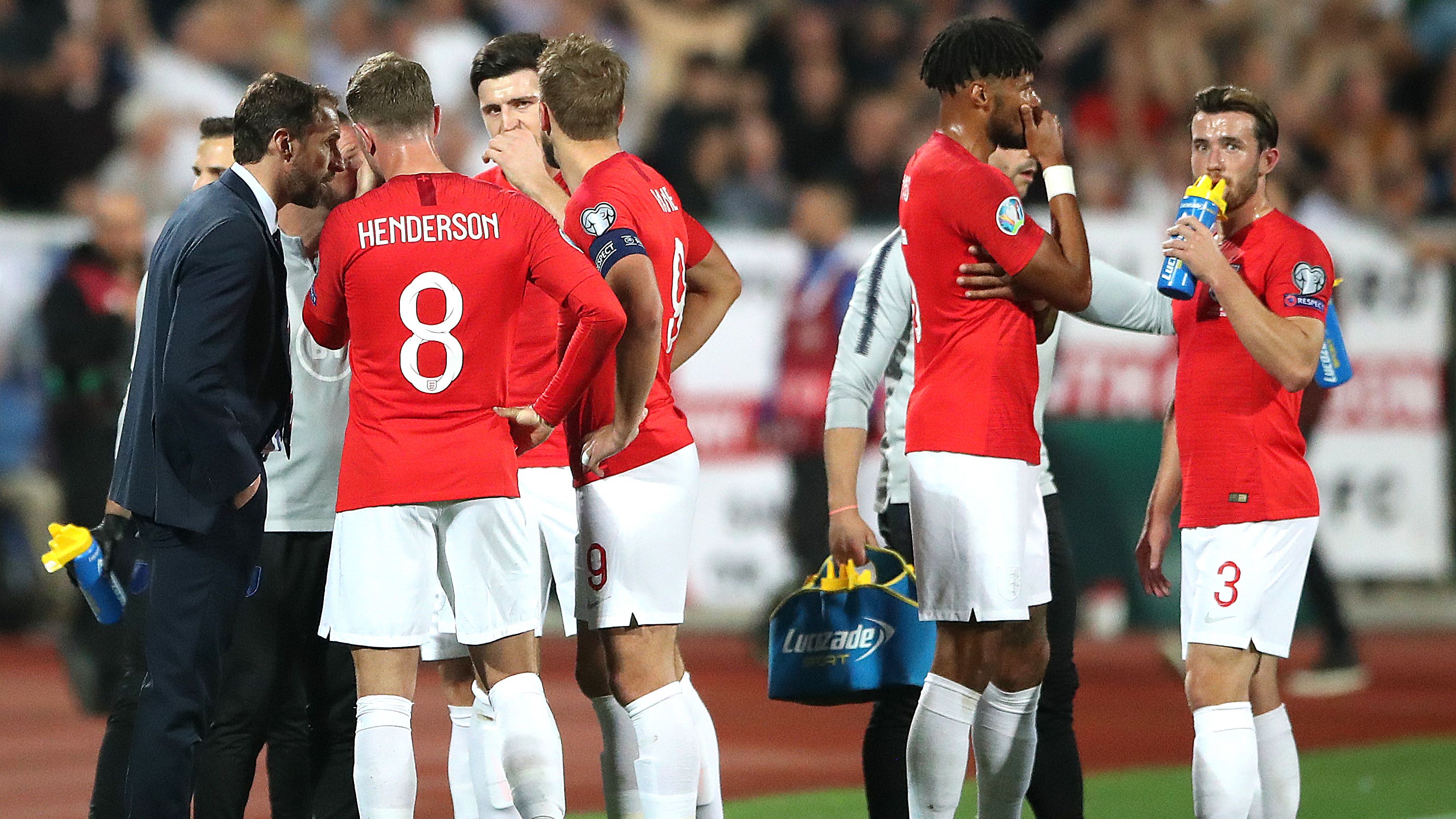 Gareth Southgate Praises England S Major Statement In Face Of Racial Abuse Bt Sport