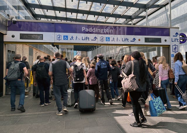 Passengers being turned away from Elizabeth line services at Paddington station 