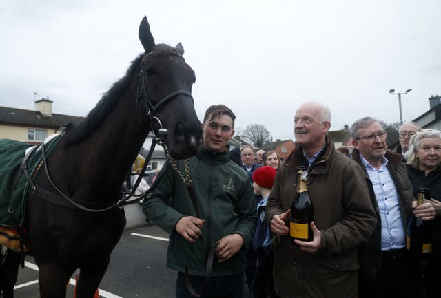 Galopin Des Champs and Willie Mullins 