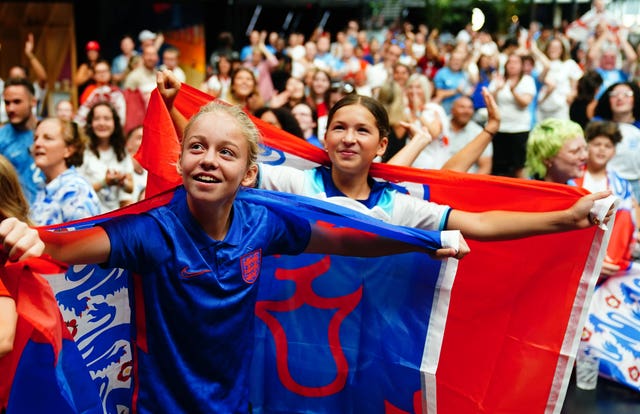 Fans watch Australia v England