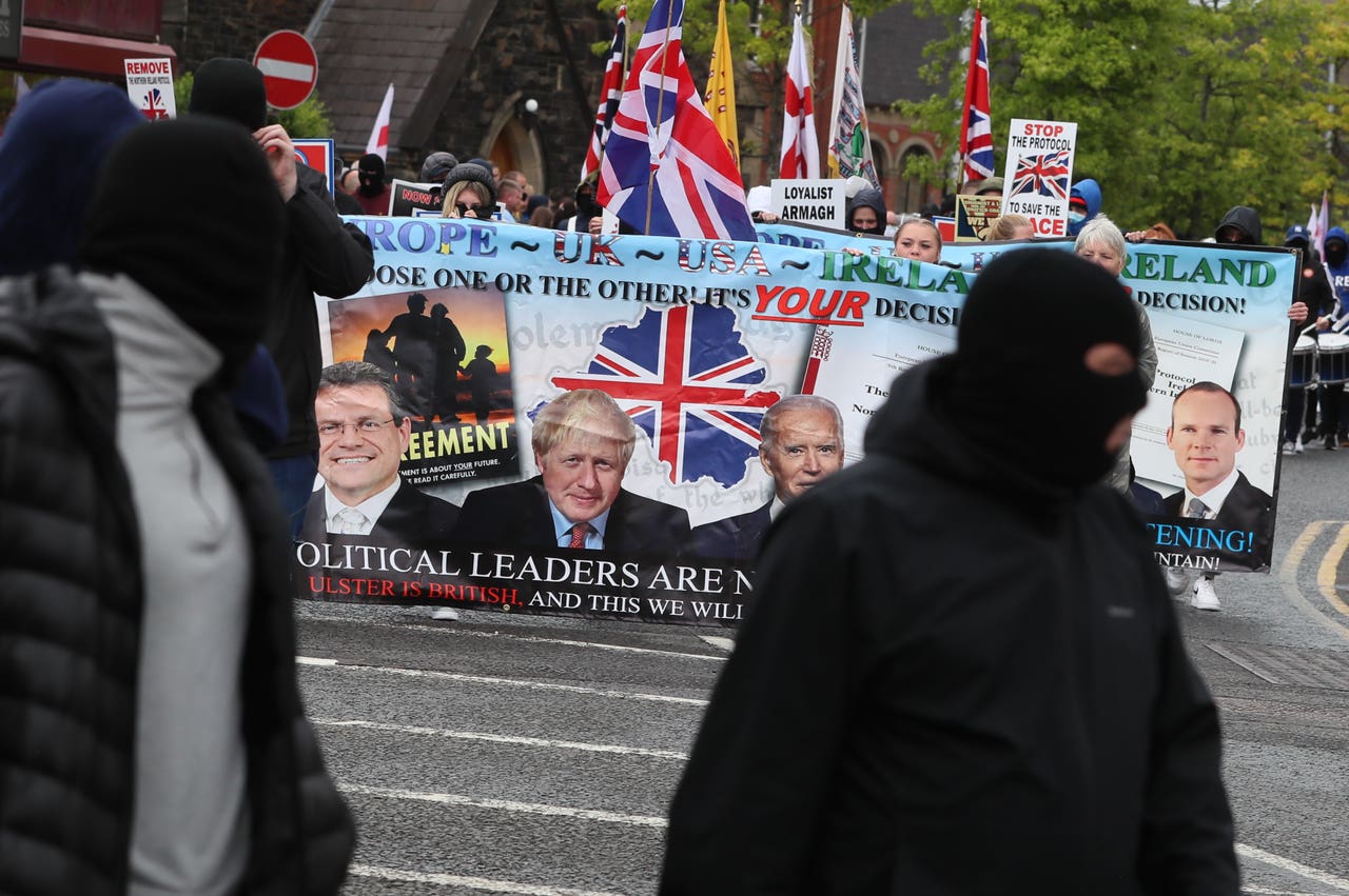 Hundreds take part in anti-protocol protest in Northern Ireland