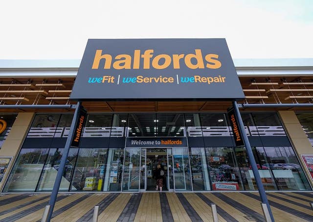 Halfords photo