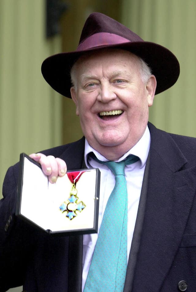 Joss Ackland death