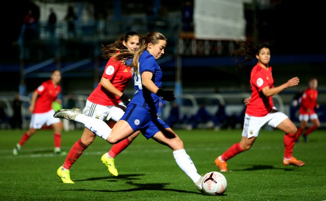 Chelsea Women's Fran Kirby scored as her side moved to the top of the Women's Super League following a 2-1 victory over Manchester United