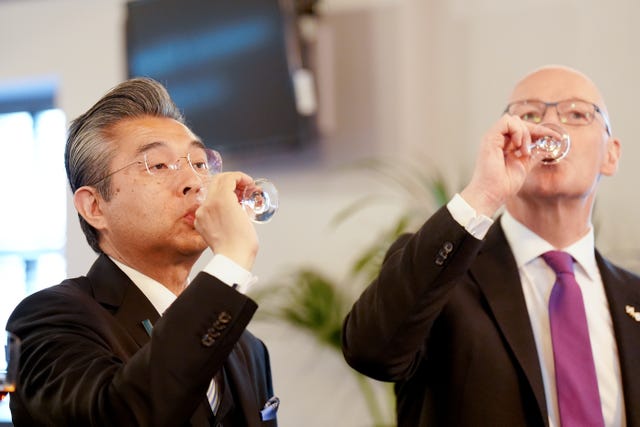 First Minister John Swinney and Japanese Ambassador Hiroshi Suzuki taking part in a whisky tasting session