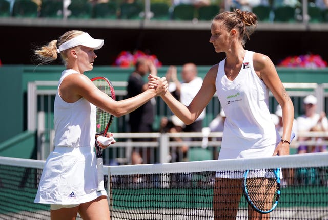 Harriet Dart (left) went toe to toe with Karolina Pliskova before losing in three sets