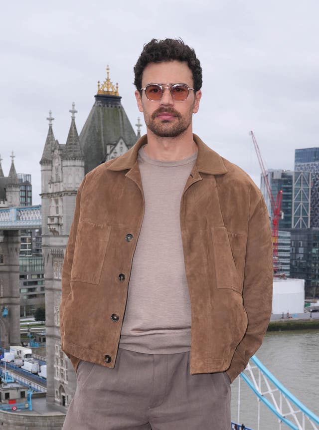 Theo James