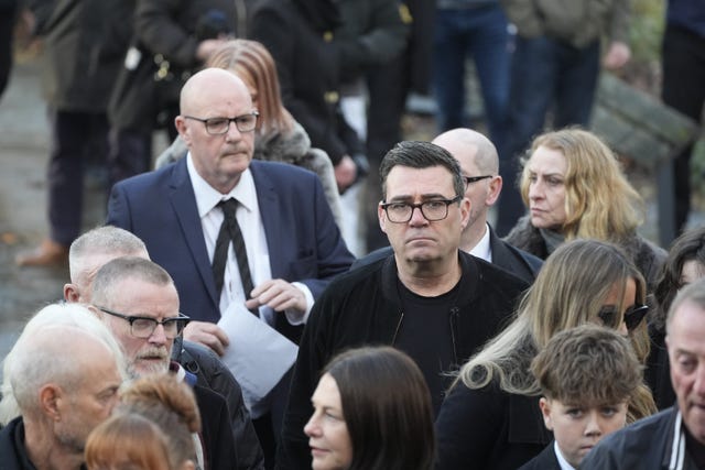 Gary ‘Mani’ Mounfield funeral