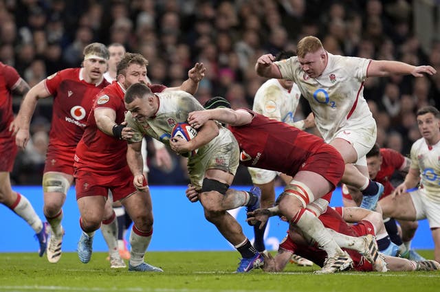 Ben Earl is a hybrid player who can feature in the back row or inside centre