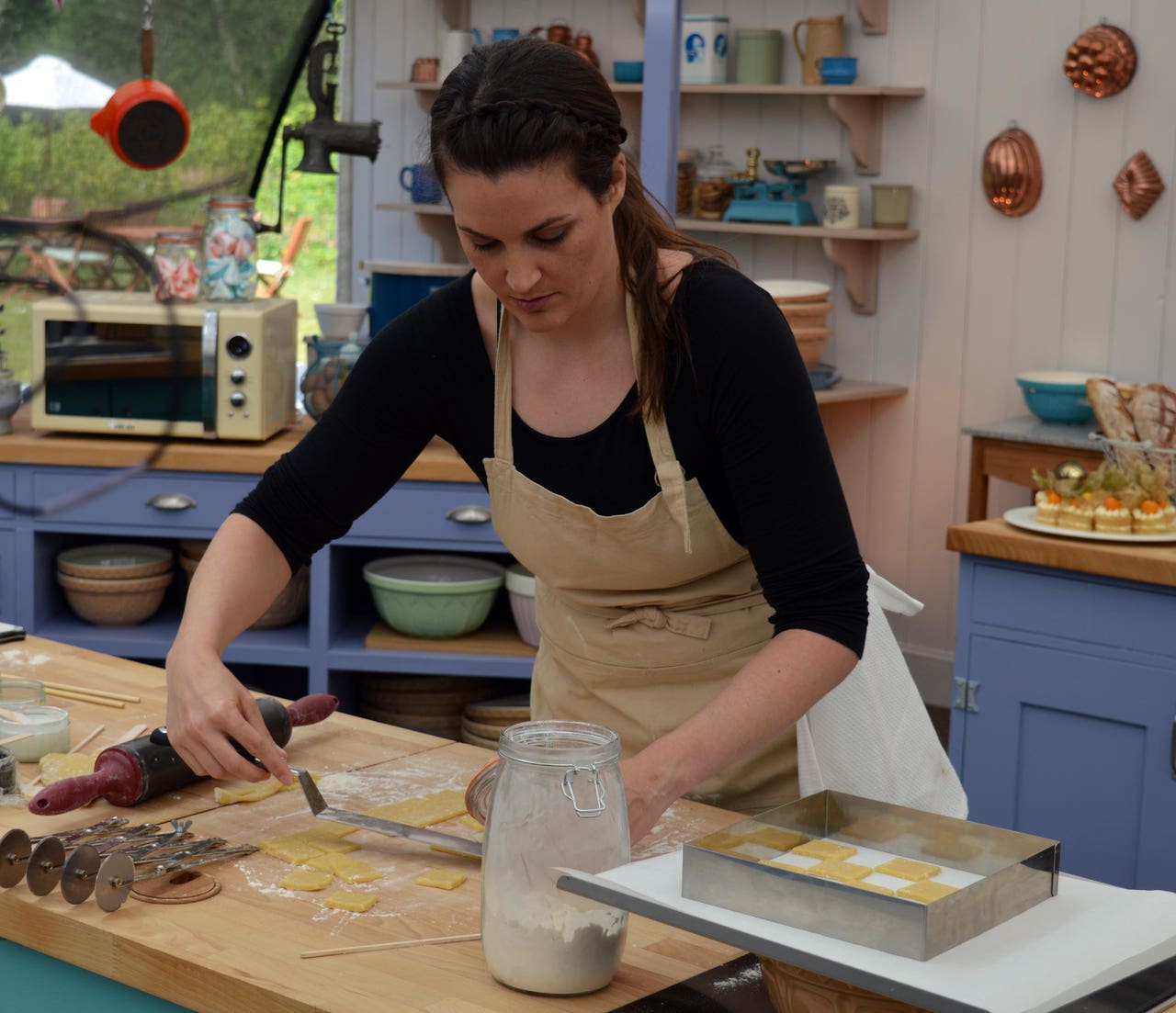 Sophie officially crowned GBBO winner after showstopping final ...