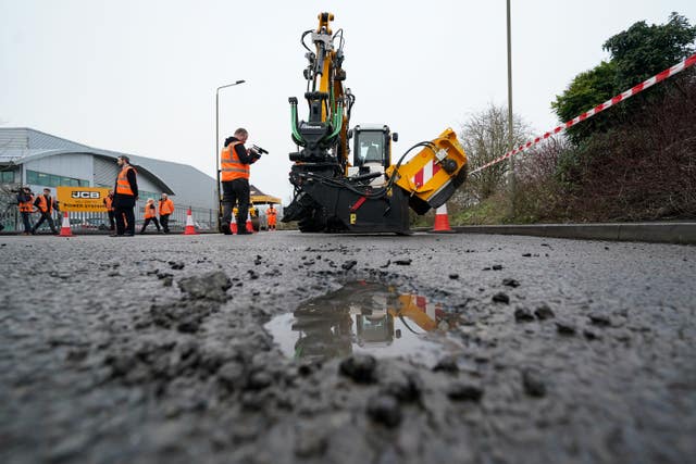 A pothole and a pothole machine 