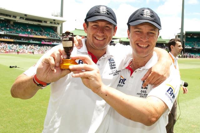 Cricket – 2010 Ashes Series – Fifth Test Match – Australia v England – Day Five – Sydney Cricket Ground