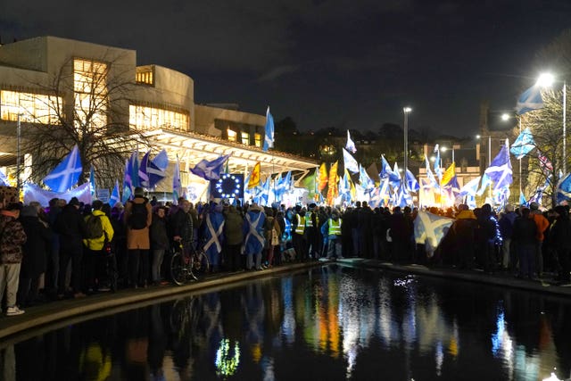 Scottish independence rally outside Holyrood