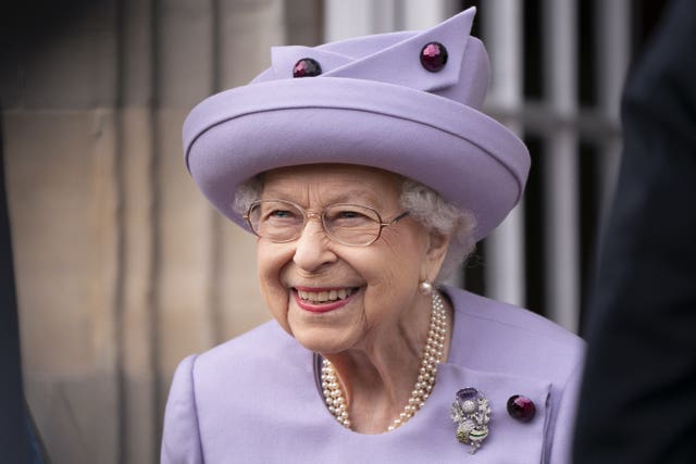 Queen visits Scotland for Holyrood Week
