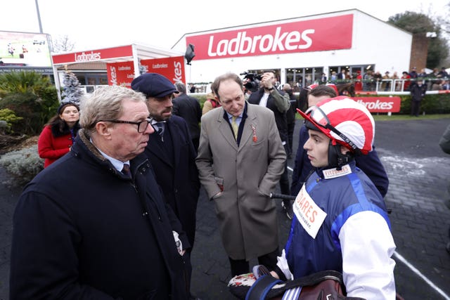 Ben Jones (right) with Harry Redknapp (left) and trainer Ben Pauling 