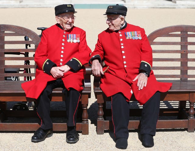 Chelsea Pensioners Bill Fitzgerald (left) and Frank Mouque