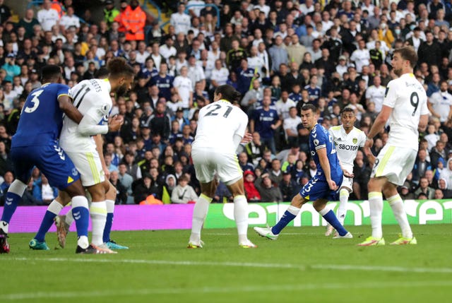 Raphinha, second right, fires home a superb equaliser against Everton last week
