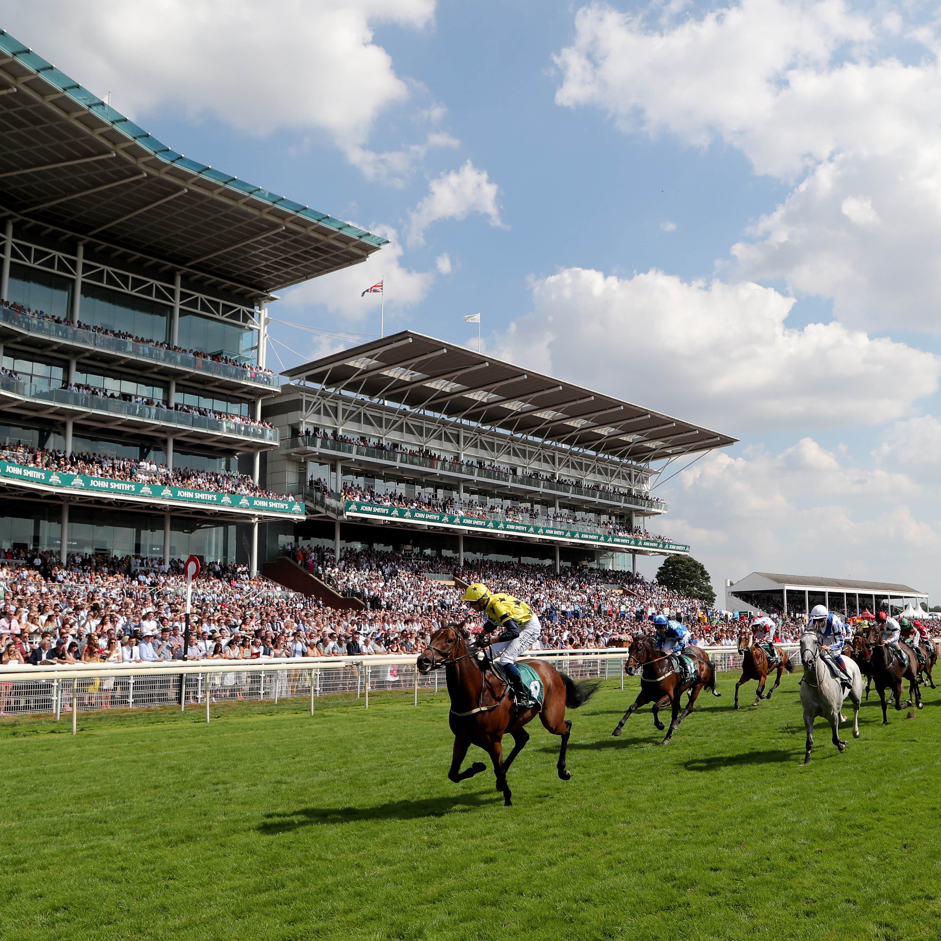 Euchen Glen wins the John Smith's Cup