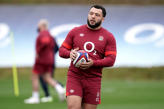 Ellis Genge returns to the bench after his late withdrawal last weekend 