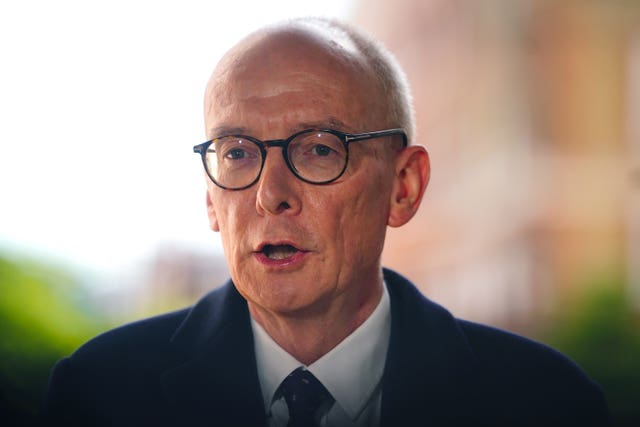 Pat McFadden speaks outside BBC headquarters