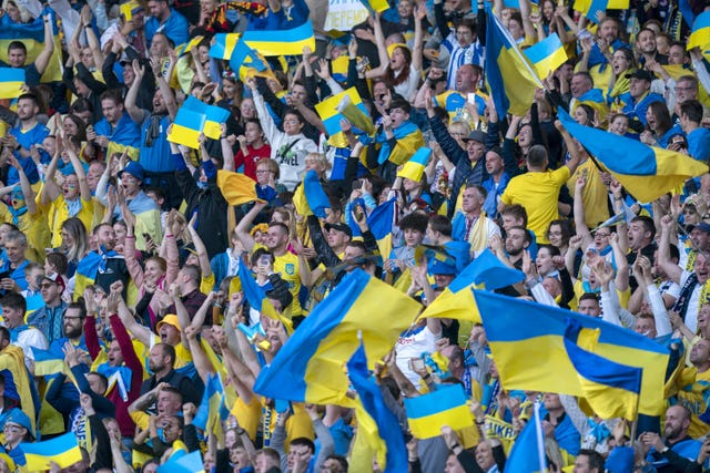 Ukraine fans celebrate