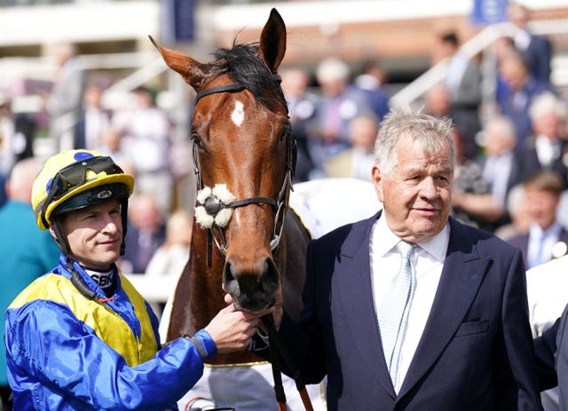 Sir Michael Stoute with Desert Crown and jockey Richard Kingscote