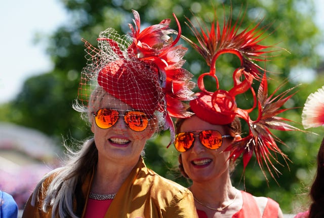 In Pictures: Hats off to stylish racegoers as the sun shines for Royal ...