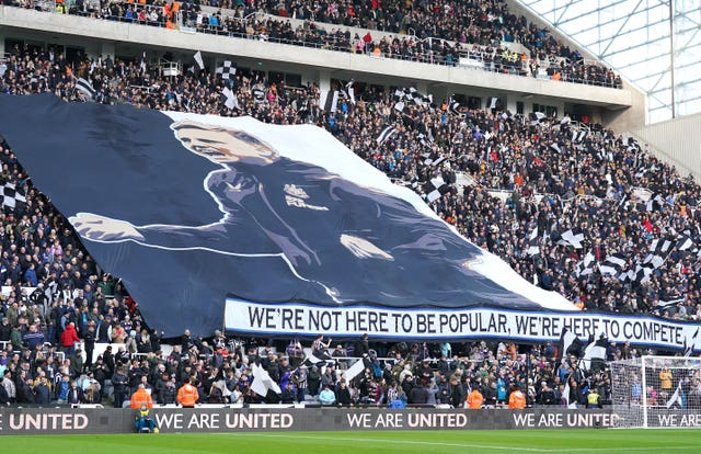 Newcastle fans pay tribute to manager Eddie Howe with a pre-match banner display