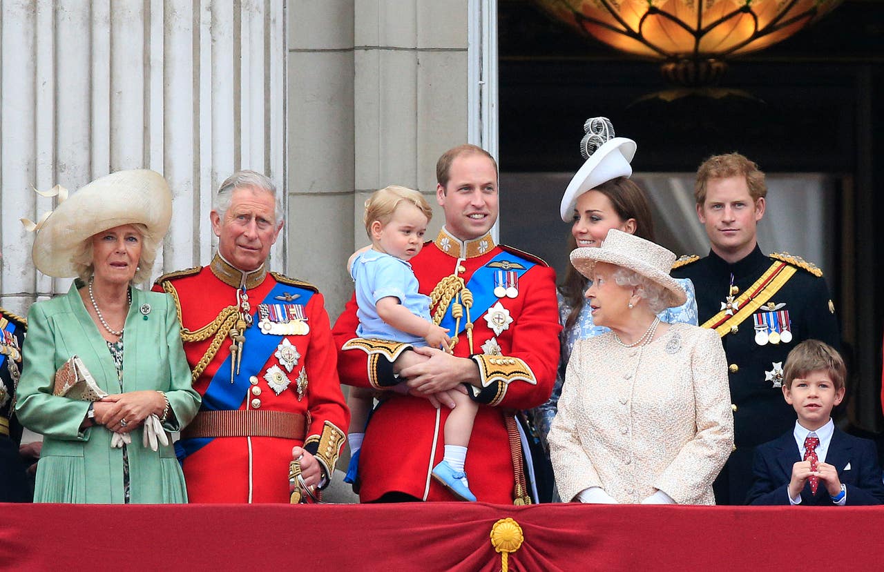 Royal balcony appearances through the ages | Express & Star