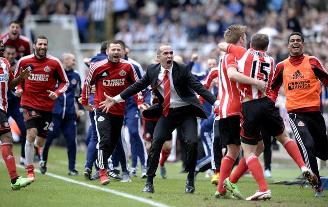 Di Canio celebrates Sunderland's third goal in the Tyne-Wear derby