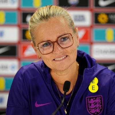 Sarina Wiegman wants a more clinical England in second leg of World Cup play-off