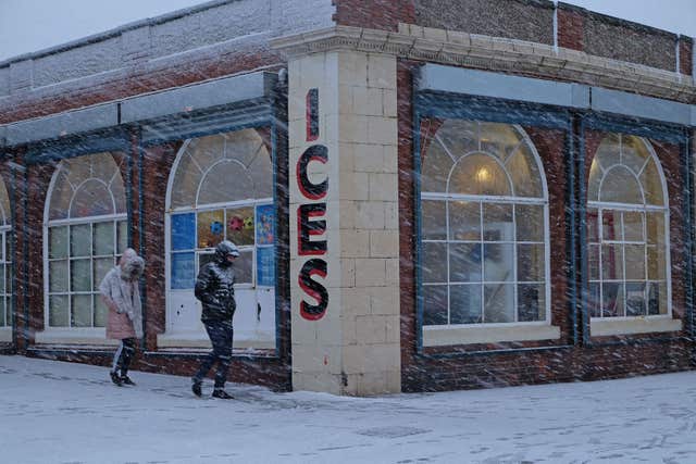 A Whitley Bay cafe offers a seasonal treat - of a sort - during the coldest night of the year so far