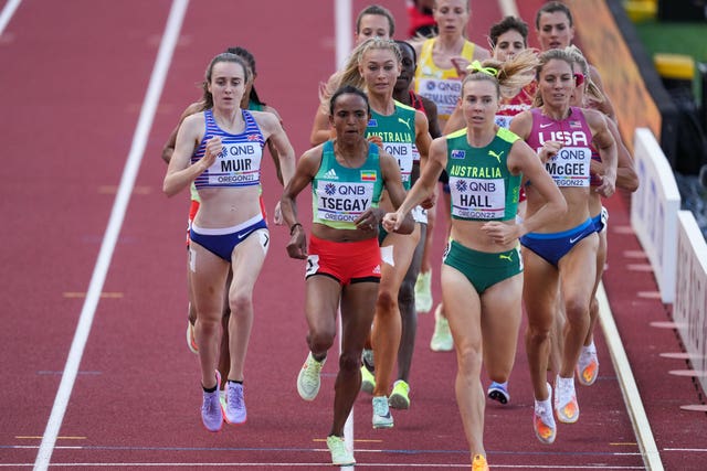 Laura Muir, left, progressed to the women's 1500m semi-finals by finishing second in her heat 