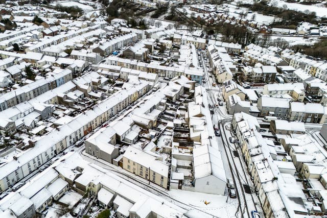 Snow on houses