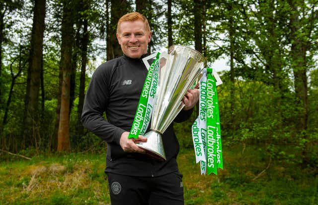 Neil Lennon got his hands on the Premiership trophy again